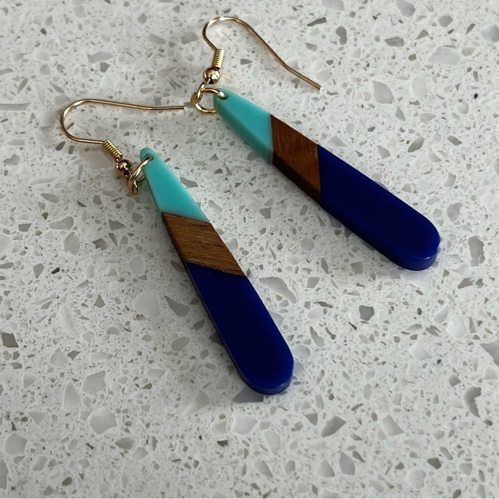Color Block Geometric Drop Earrings - Picture 7 of 9